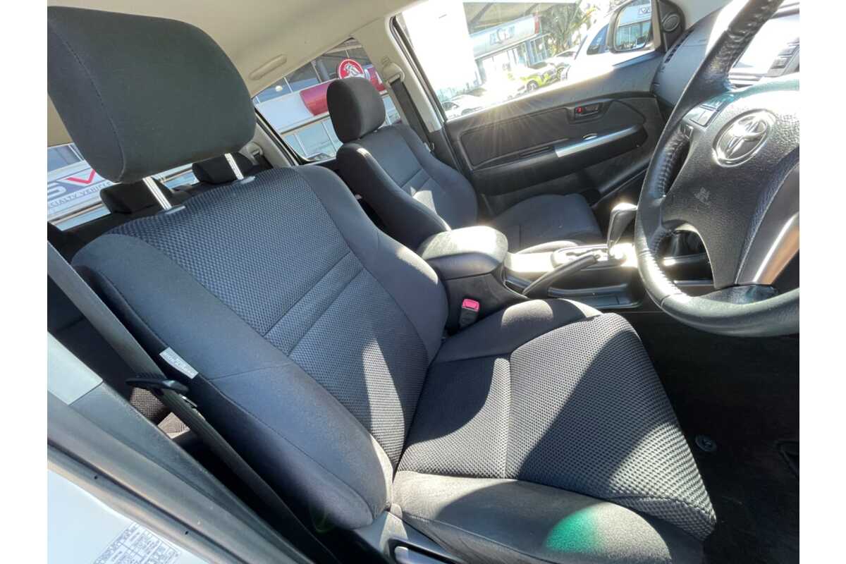 2014 Toyota Hilux SR5 KUN26R
