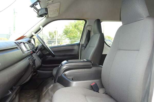 2018 Toyota Hiace Commuter KDH223R