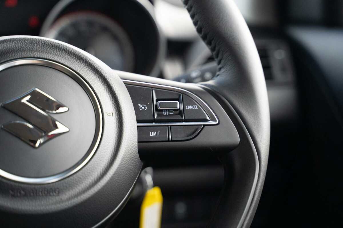 2023 Suzuki Swift GL AZ Series II