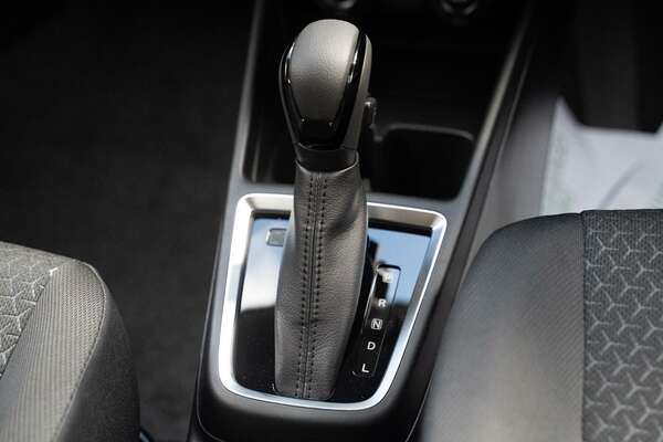 2023 Suzuki Swift GL AZ Series II