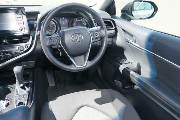 2021 Toyota Camry Ascent AXVH70R