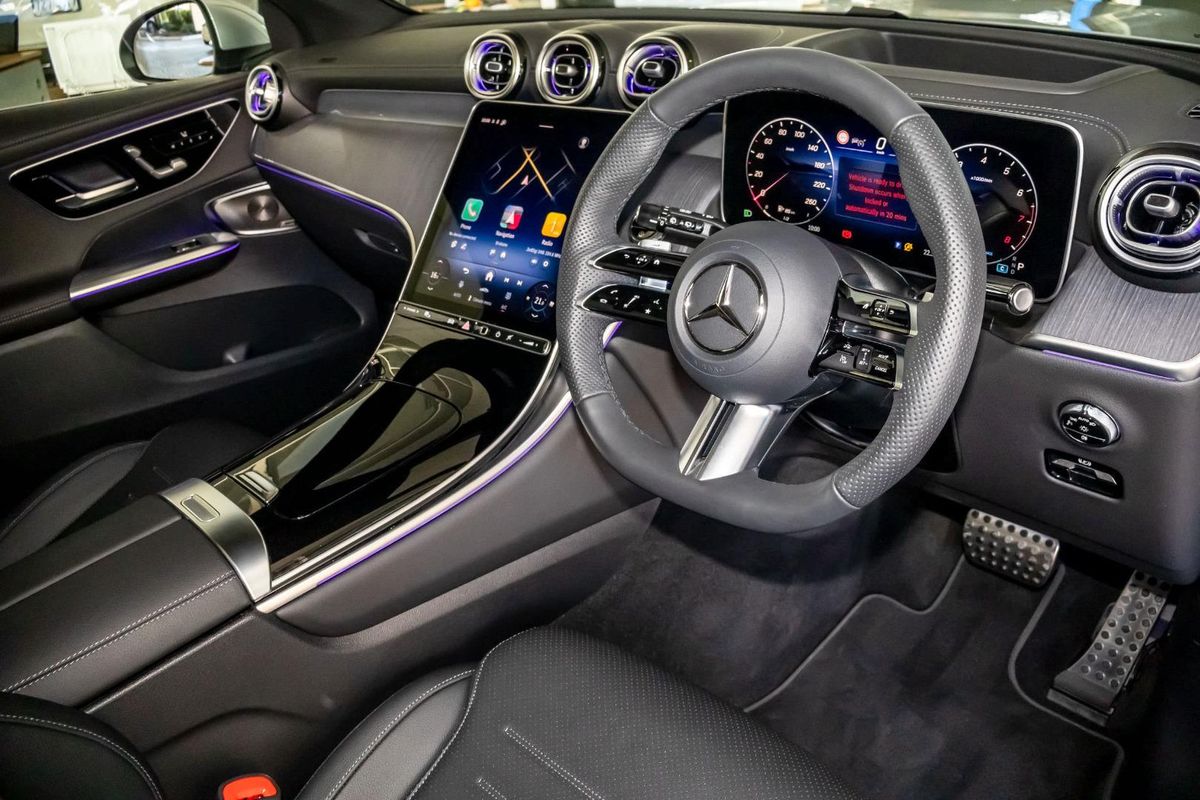 X254 806+056MY GLC300 WAG 9G 9 sp 2.0T/17kW