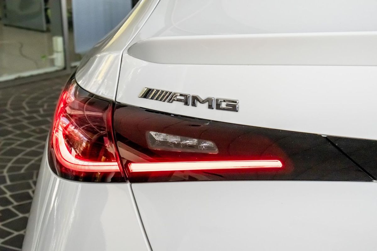 C254 806MY GLC43 AMG CPE SSM 9 sp 2.0T/10kW