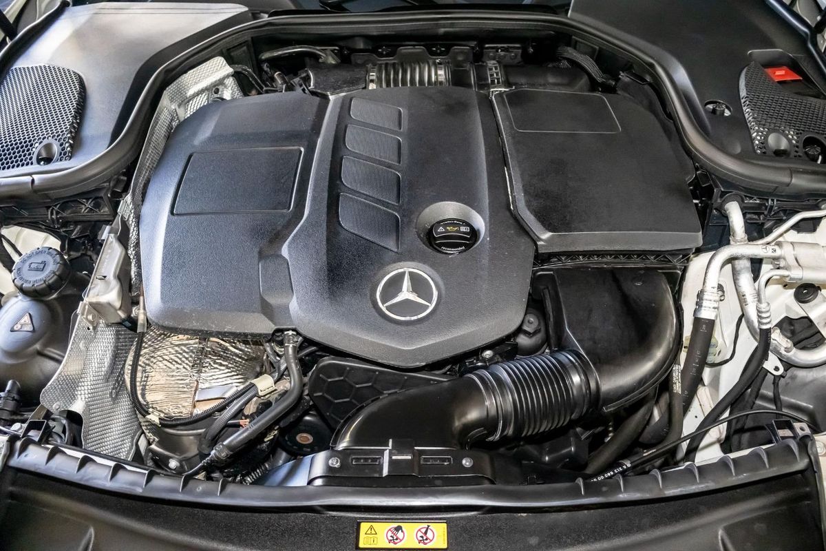C238 E220 d CPE 2dr 9G+ 9sp 1. 9DT