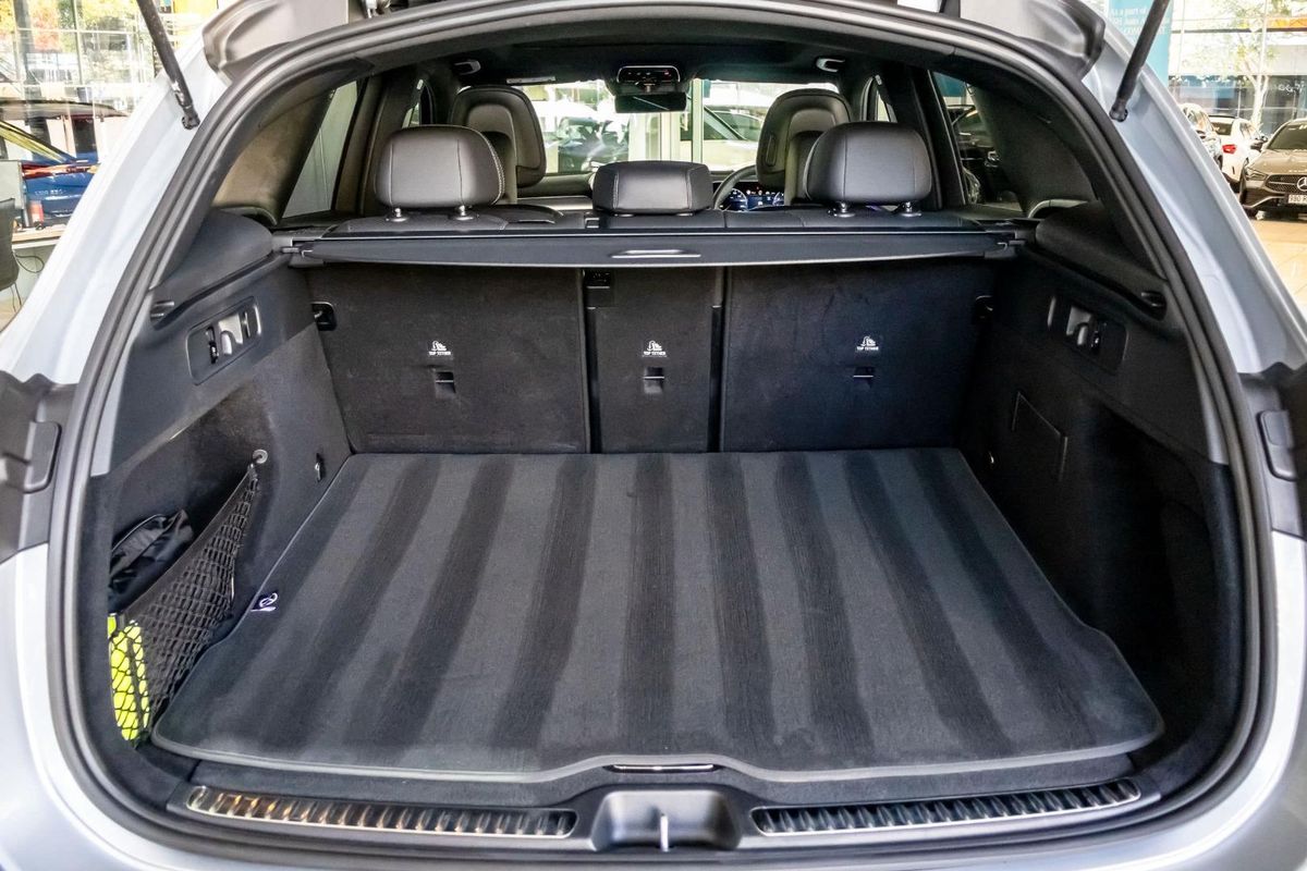 X254 806+056MY GLC300 WAG 9G 9 sp 2.0T/17kW