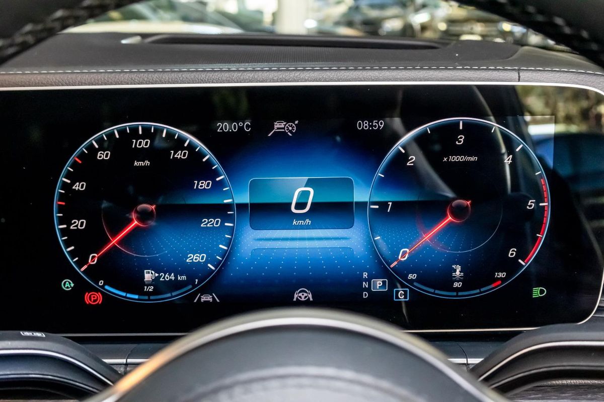 V167 801+051MY GLE300 d WAG 5d r 9G 9sp 2.0DT