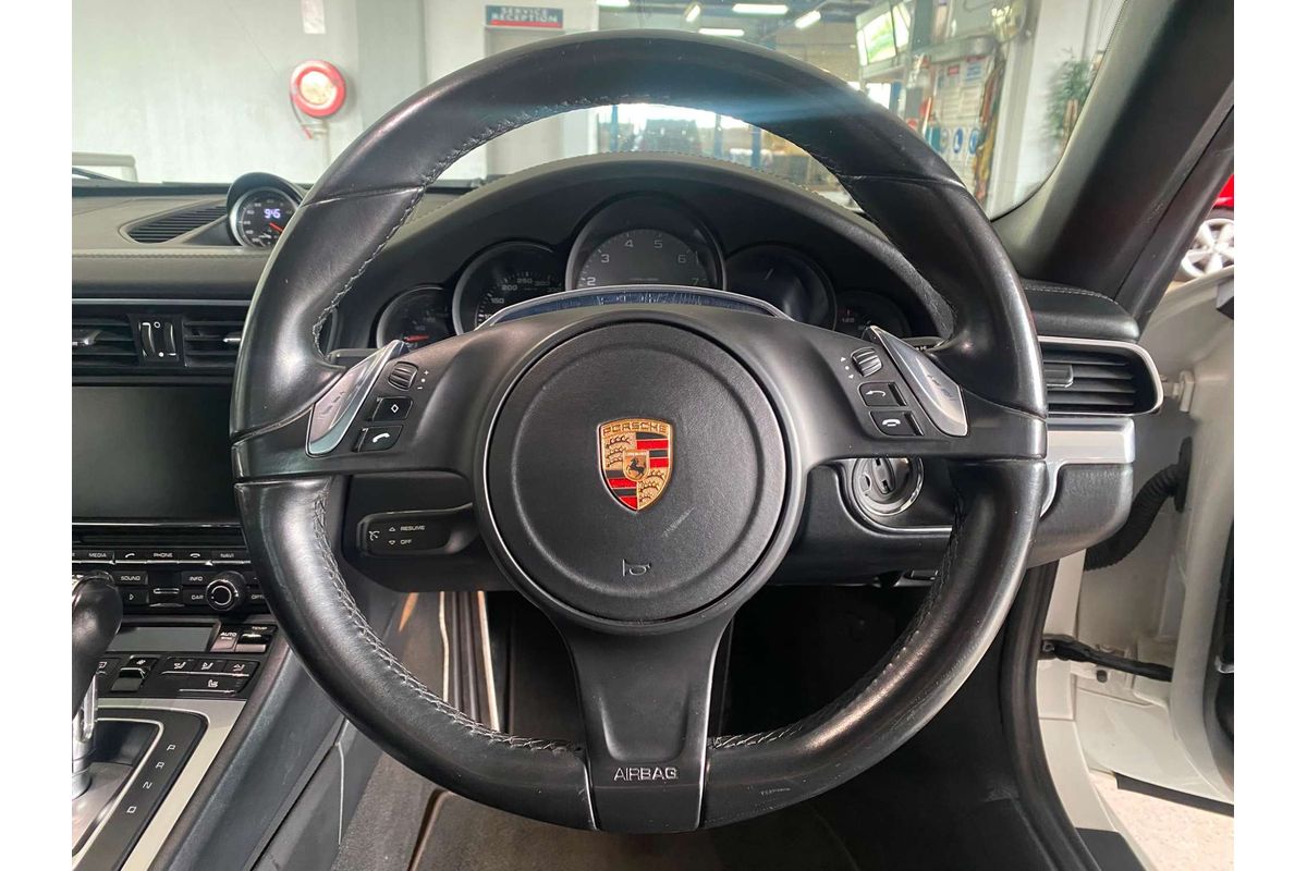 911 991 MY15 CARRERA S 3.8L 6Cyl MULTI POINT F/INJ 7 SP AUTO DUAL CLUTCH 2D CONVERTIBLE