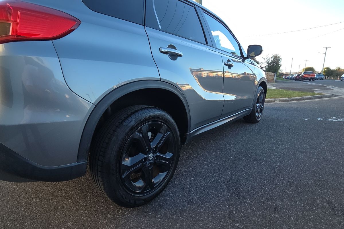 S TURBO (4WD) (QLD)