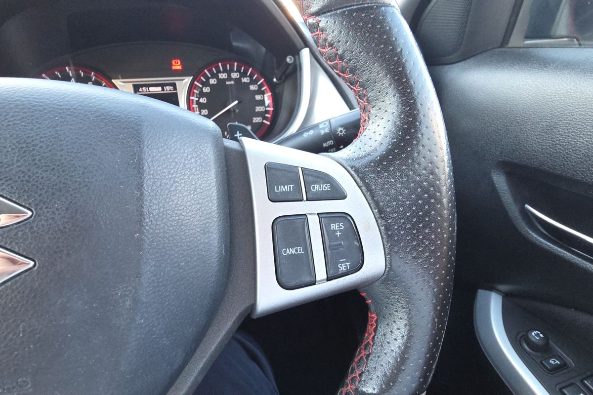 S TURBO (4WD) (QLD)