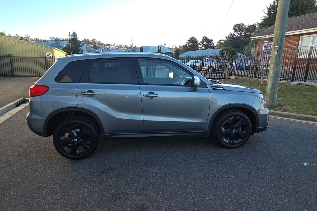 S TURBO (4WD) (QLD)