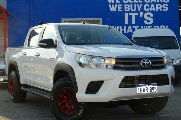 2016 Toyota Hilux SR GUN126R