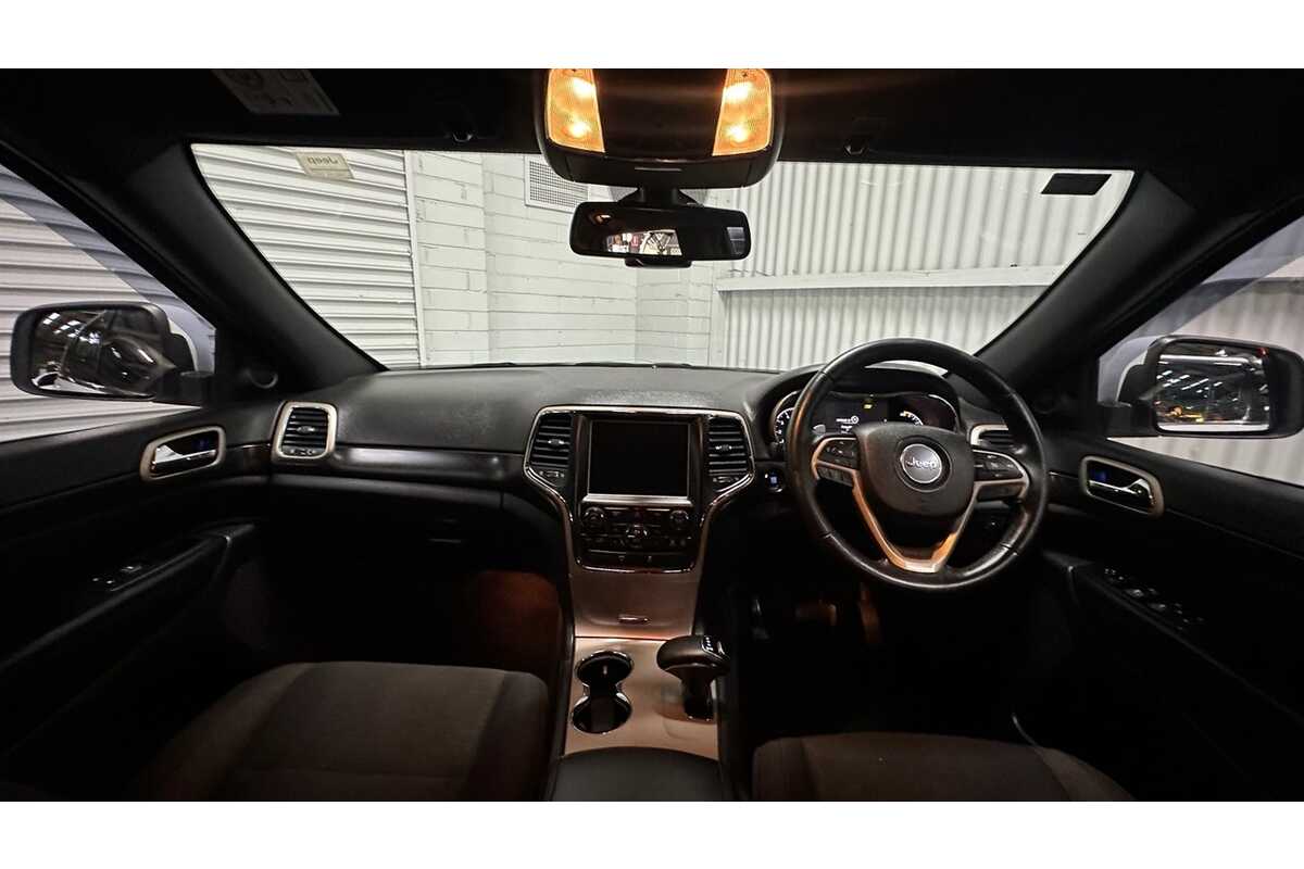 2014 Jeep Grand Cherokee Laredo WK MY15 4X4