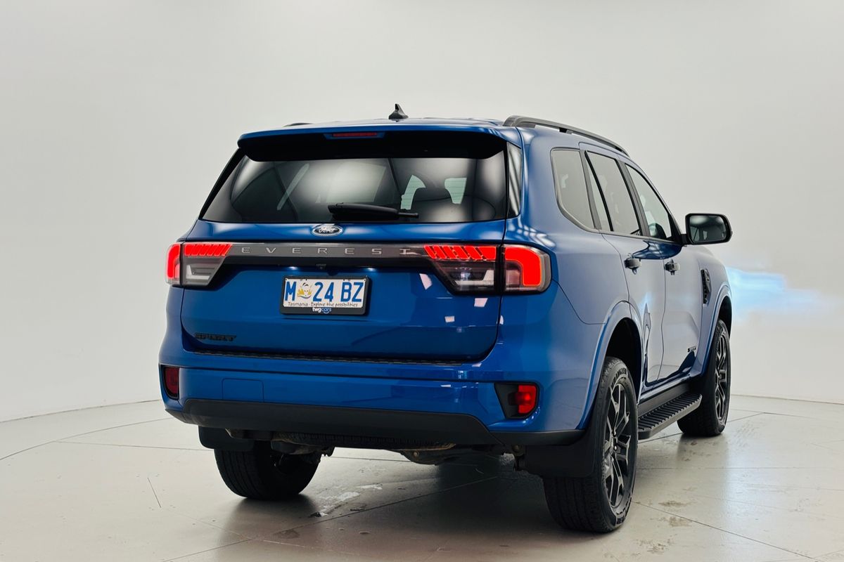 Ford  2024.00 SUV SPORT . 3.0L V6 DSL 10 SPD AUTO 4X4 .