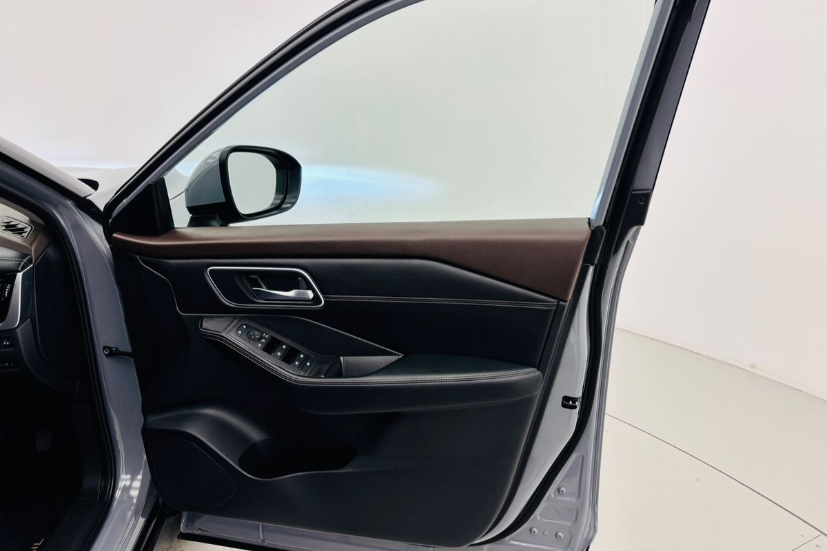 Nissan X-TRAIL 4WD AUTO ST-L 7 SEAT MY25