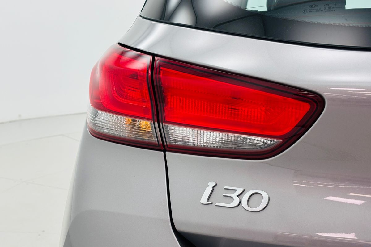 2022 HYUNDAI i30 ELITE 6 SP AUTOMATIC 5D HATCHBACK 4CYL