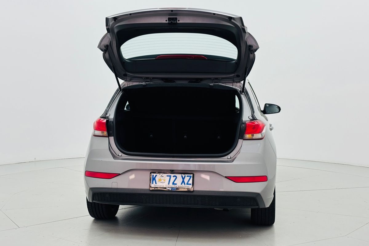 2022 HYUNDAI i30 ELITE 6 SP AUTOMATIC 5D HATCHBACK 4CYL