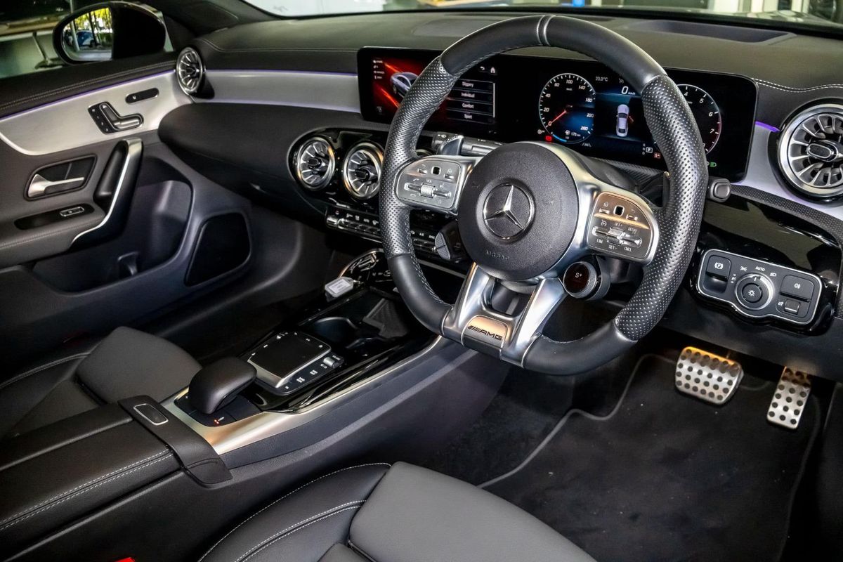 C118 803+053MY CLA35 AMG CPE 4 dr SSD 7sp 2.0T