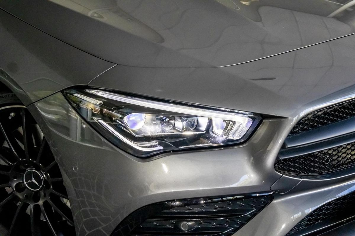 C118 803+053MY CLA35 AMG CPE 4 dr SSD 7sp 2.0T