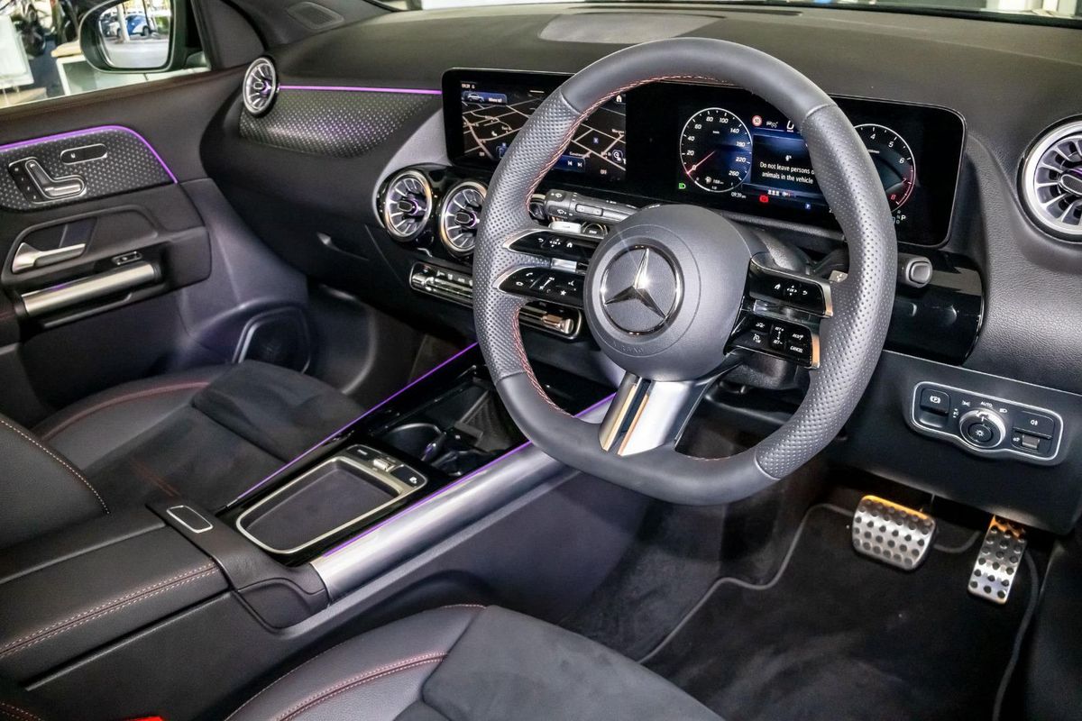 H247 806+056MY GLA250 WAG DUAL 8sp 2.0T/10kW
