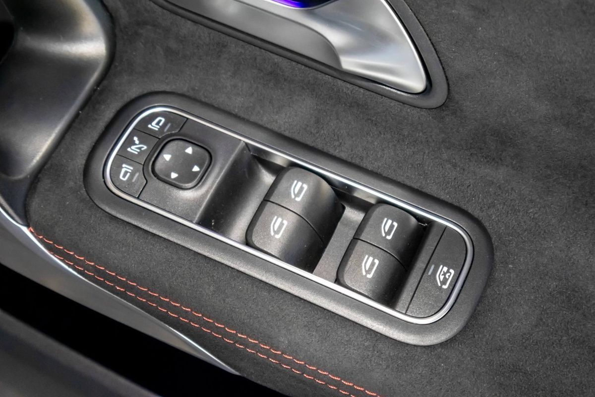 V177 805+055MY A200 Sedan 4dr DCT 7sp 1.3T