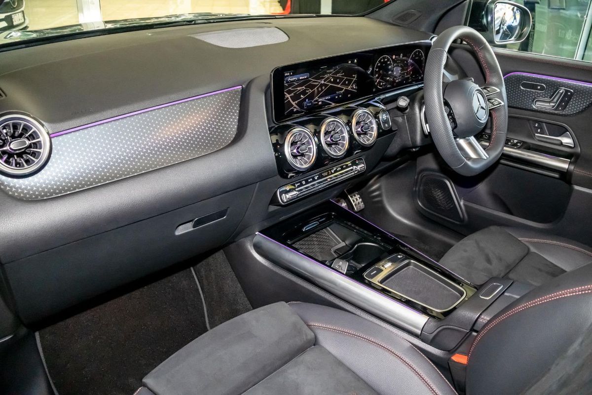 H247 806+056MY GLA250 WAG DUAL 8sp 2.0T/10kW