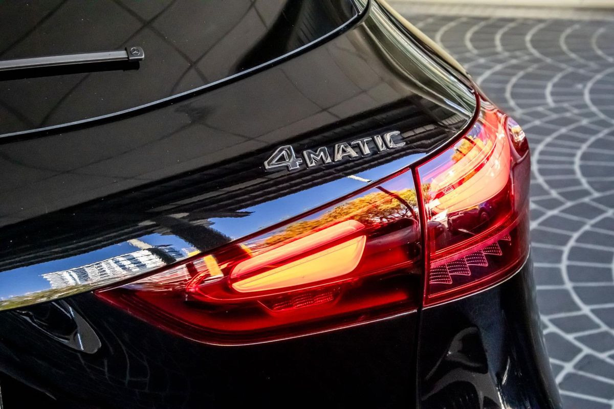H247 806+056MY GLA250 WAG DUAL 8sp 2.0T/10kW