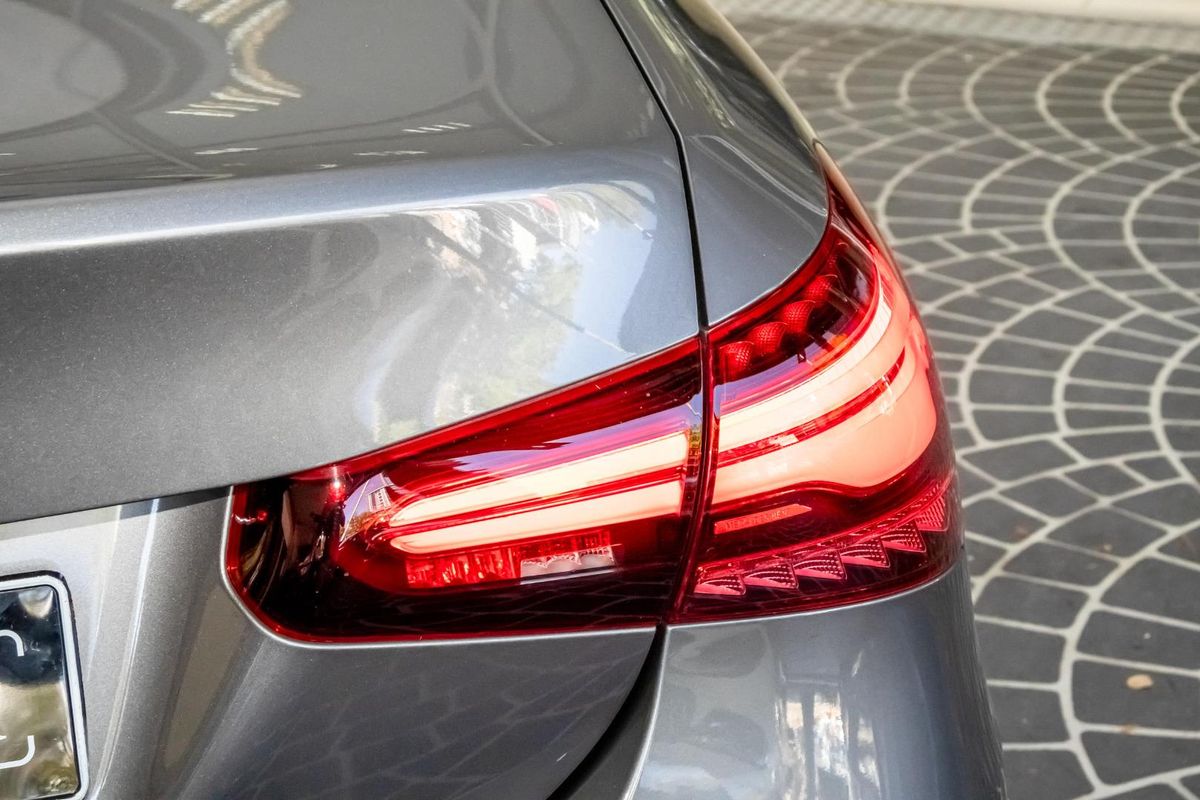 V177 805+055MY A200 Sedan 4dr DCT 7sp 1.3T