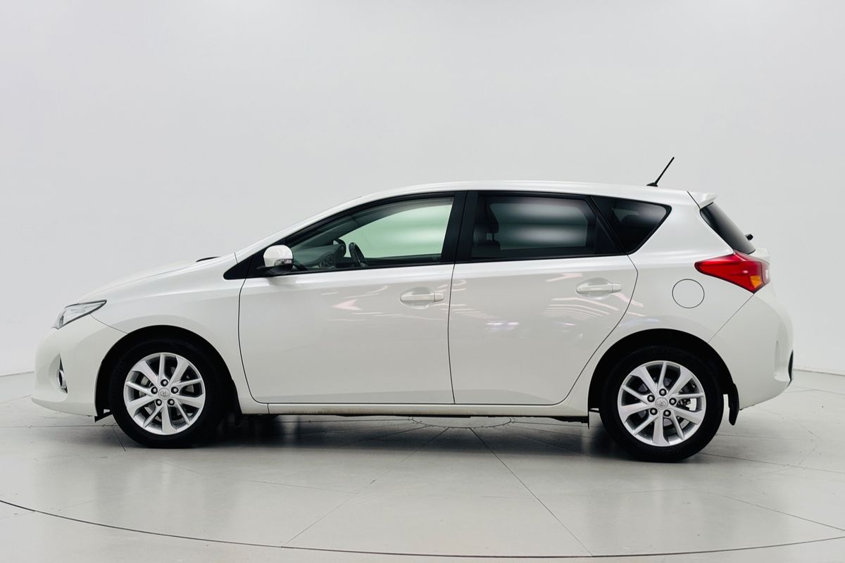 2015 TOYOTA COROLLA ASCENT SPORT AUTO 5D HATCHBACK 4CYL
