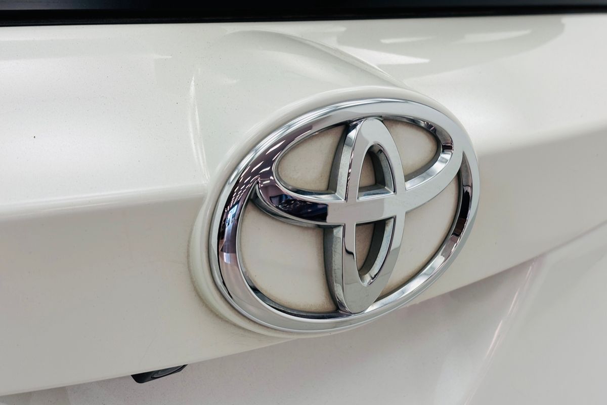 2015 TOYOTA COROLLA ASCENT SPORT AUTO 5D HATCHBACK 4CYL