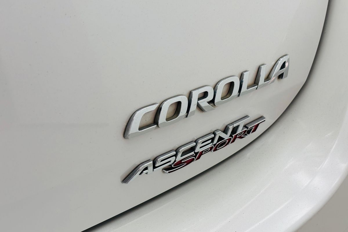 2015 TOYOTA COROLLA ASCENT SPORT AUTO 5D HATCHBACK 4CYL