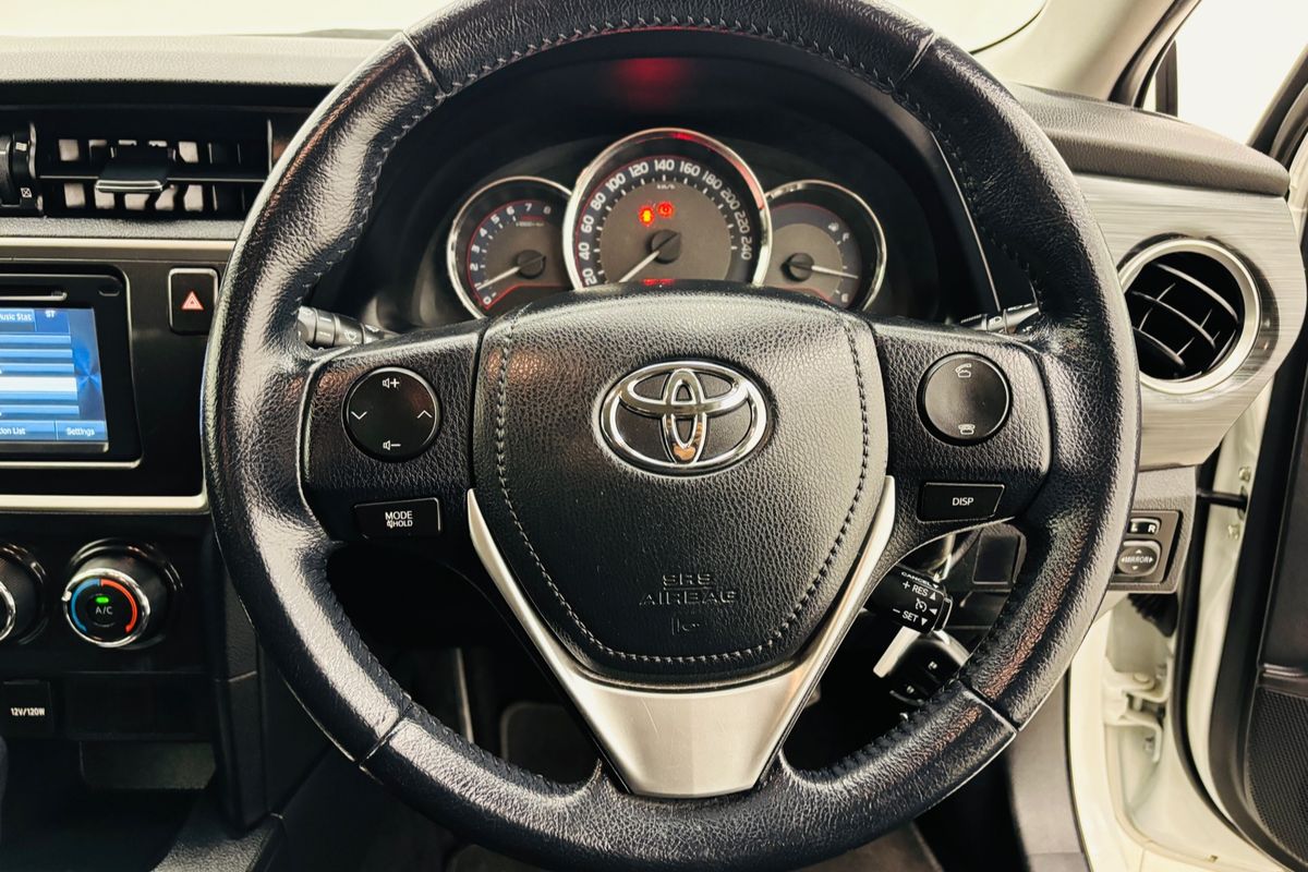 2015 TOYOTA COROLLA ASCENT SPORT AUTO 5D HATCHBACK 4CYL