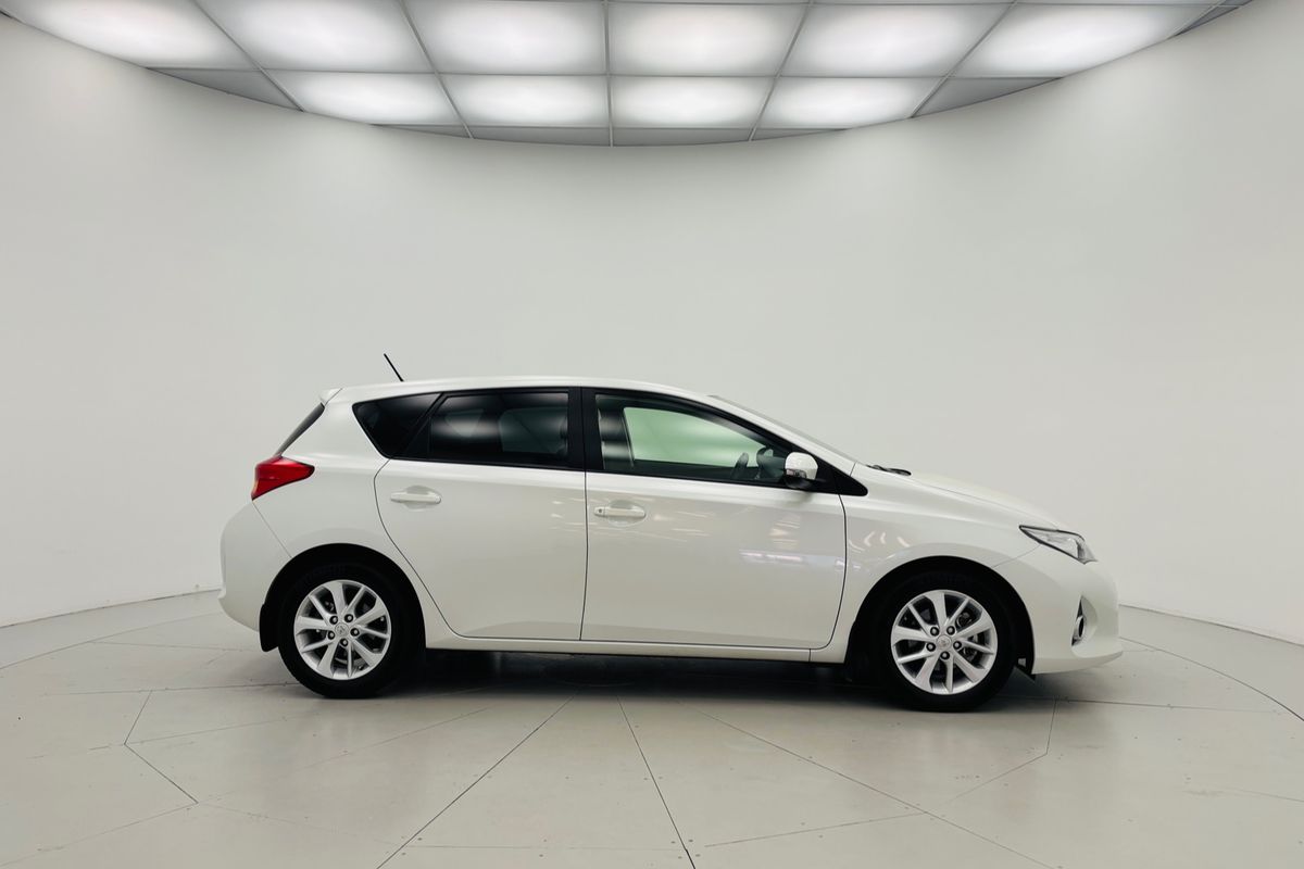 2015 TOYOTA COROLLA ASCENT SPORT AUTO 5D HATCHBACK 4CYL
