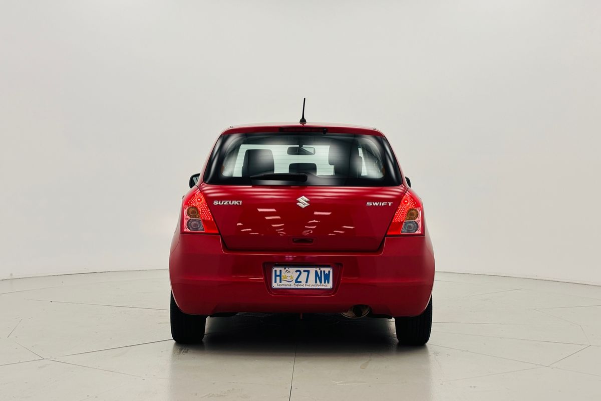 2009 SUZUKI SWIFT  5 SP MANUAL 5D HATCHBACK 4CYL