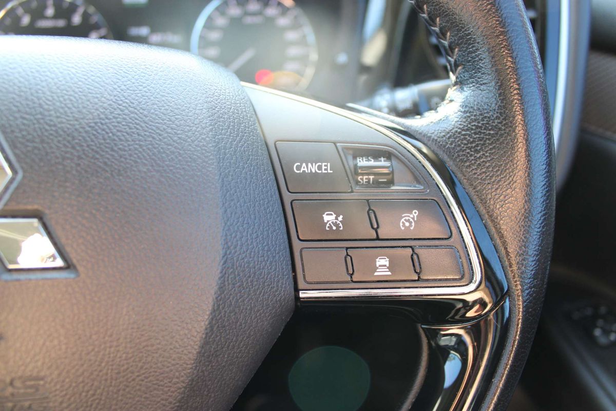 2019 MITSUBISHI OUTLANDER EXCEED 7 SEAT (AWD) CONTINUOUS VARIABLE 4D WAGON 4CYL