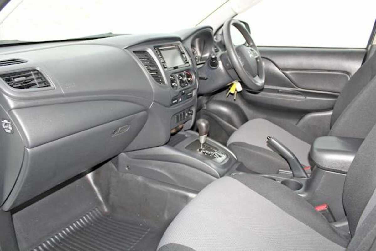 2021 Mitsubishi Triton GLX MR