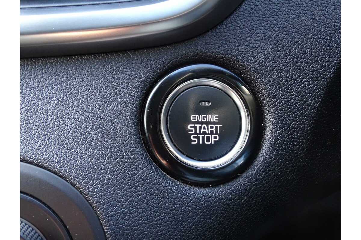 2017 Kia Sorento SLi UM