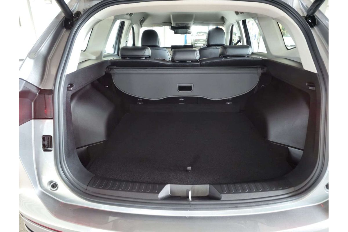 H6 Luxury AUTO PHEV 4X2 AT1