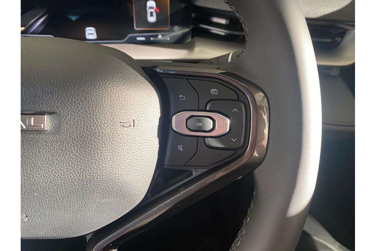 H6 Facelift Lux Auto Hybrid 4X2