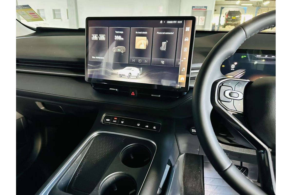 H6 Facelift Lux Auto Hybrid 4X2
