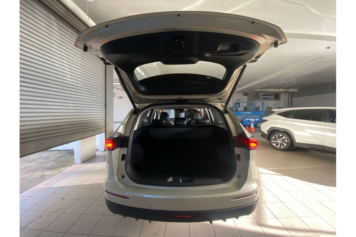 H6 Facelift Lux Auto Hybrid 4X2