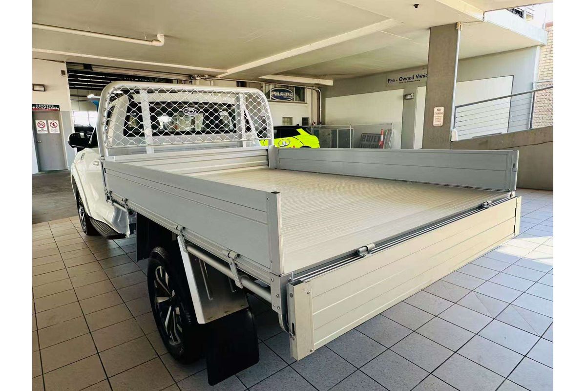 2.0T Cannon Single Cab Chassic Premium 4x2