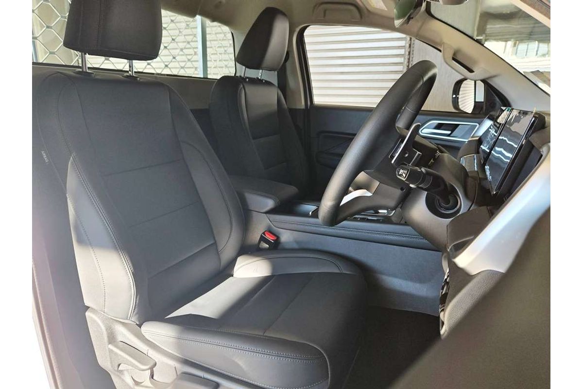 2.0T Cannon Single Cab Chassic Premium 4x2