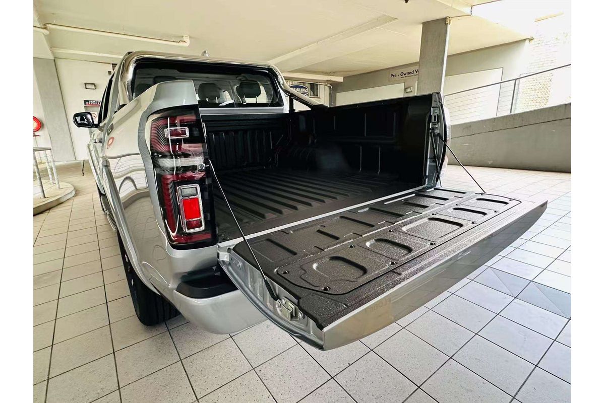 2.4T Cannon Luxury 4x4