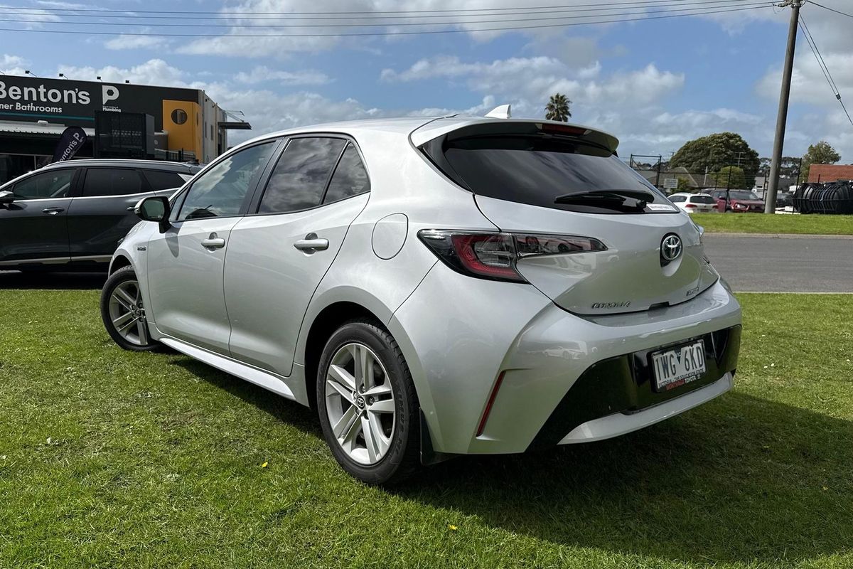 2018 Toyota Corolla Ascent Sport Hybrid ZWE211R