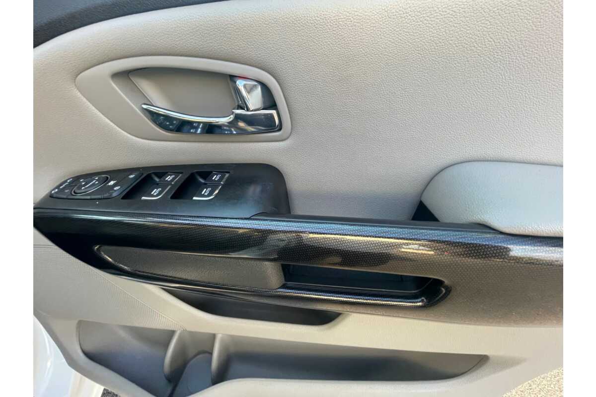 2016 Kia Carnival SLi YP
