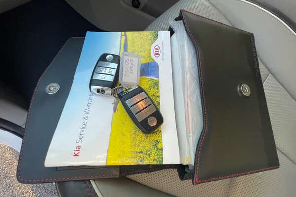 2016 Kia Carnival SLi YP