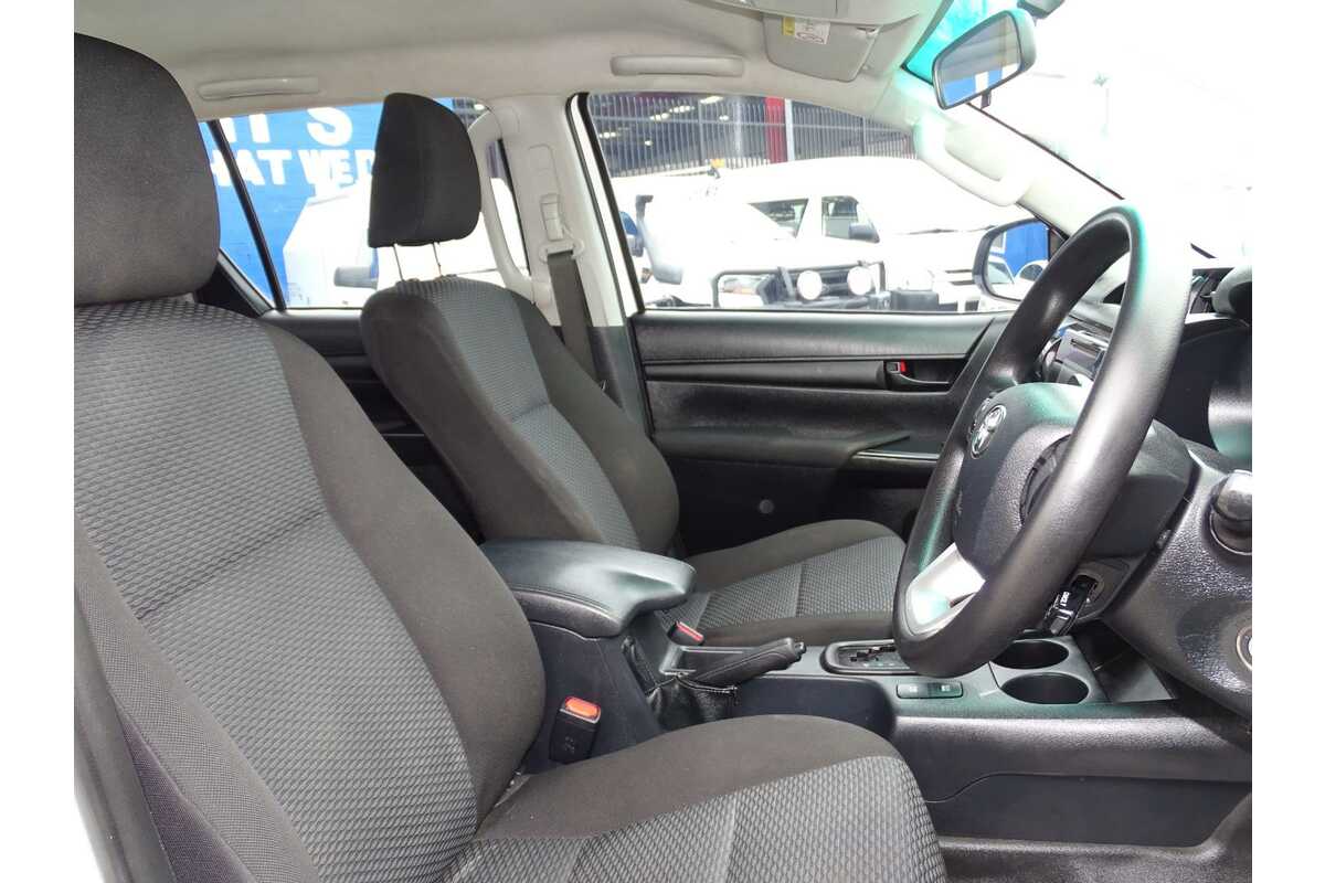 2016 Toyota Hilux Workmate GUN125R