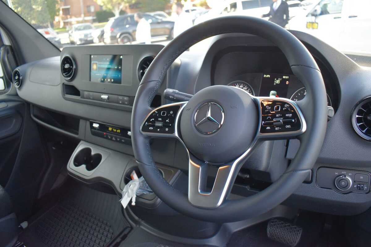 Sold 2023 Mercedes-benz Sprinter 315cdi In White 