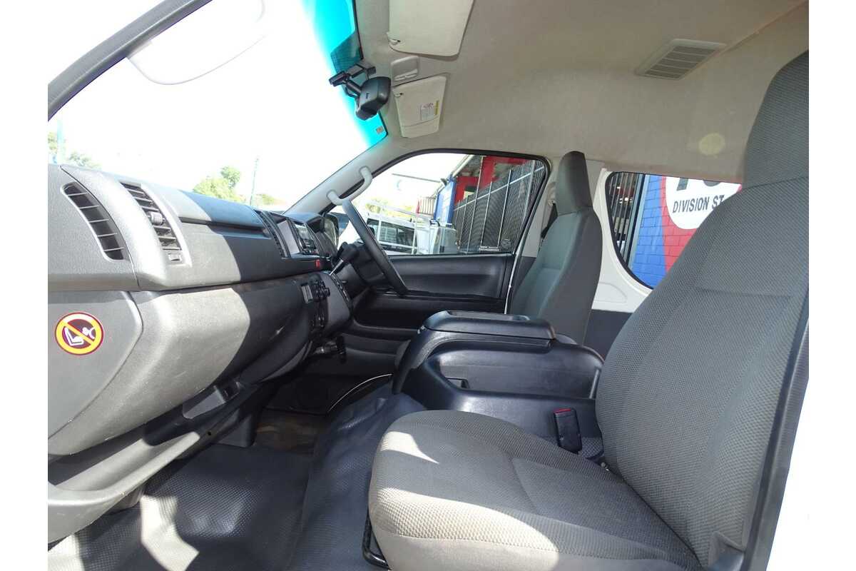 2015 Toyota Hiace Commuter KDH223R