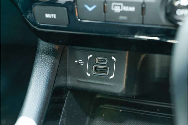 2022 Jeep Compass S-Limited M6